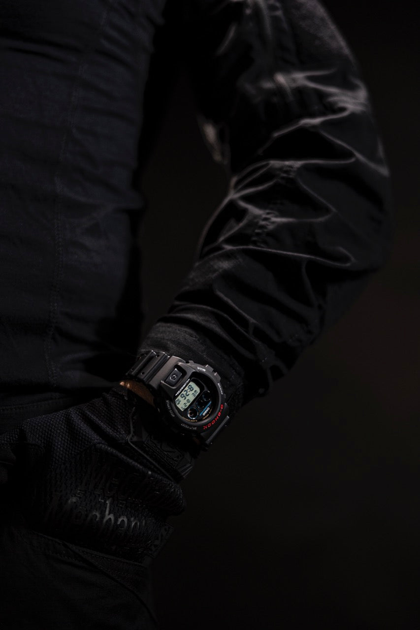 Casio G-Shock DW-6900U-1ER på hånden