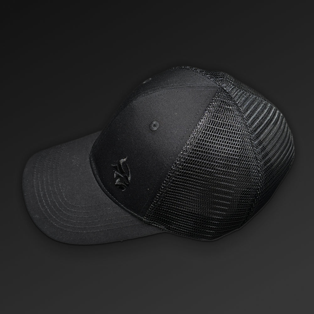 Cap Mesh Blackout