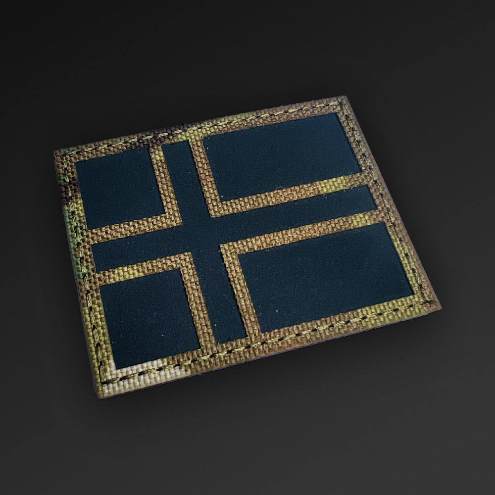 Small Flag Multicamo