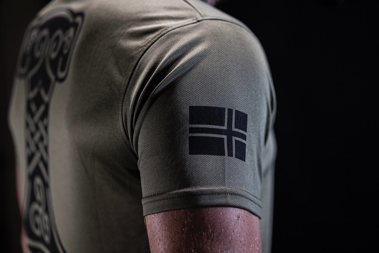 Flag Shirt Workout Mjølner