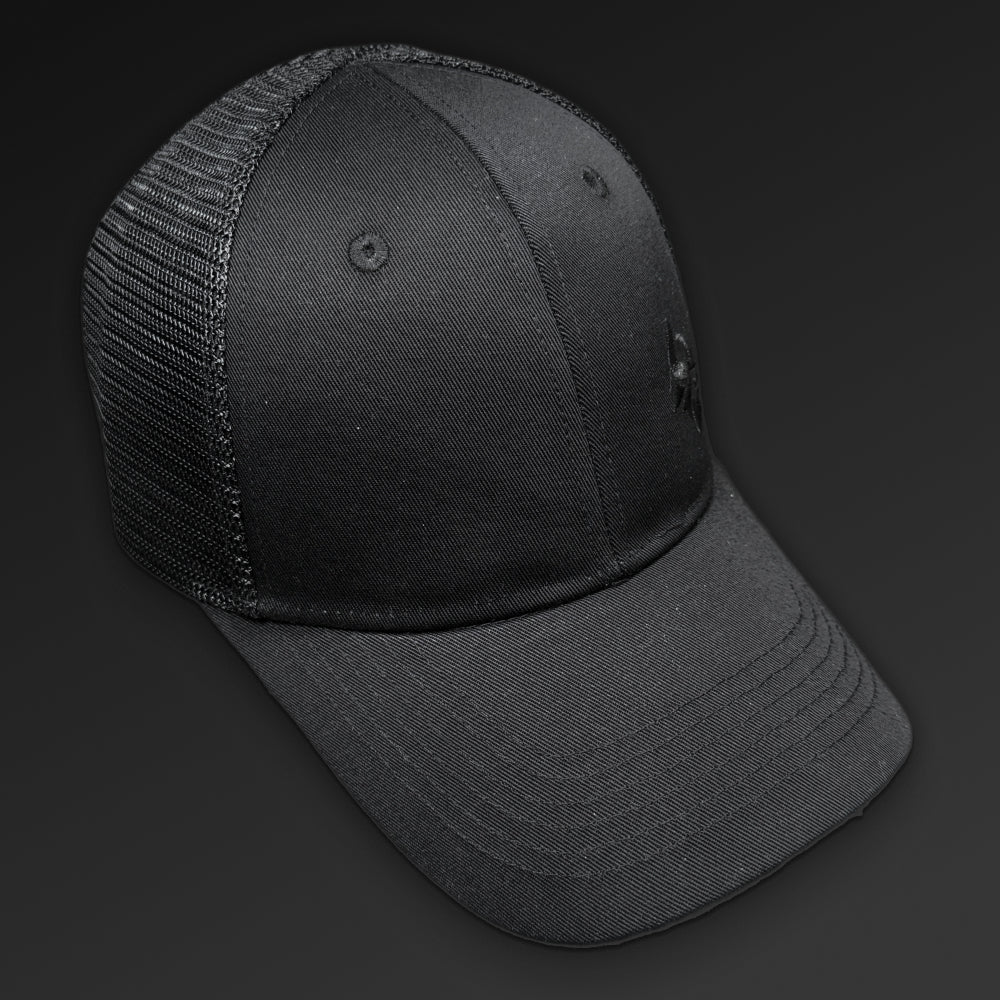 Cap Mesh Blackout